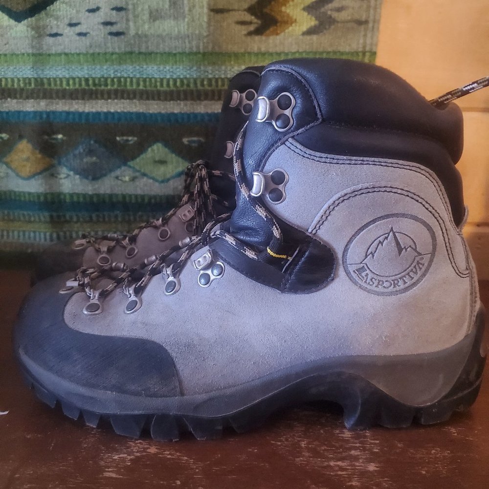 La Sportiva Makalu Womens Mountaineering Hiking Boot Size 9 US (EU 40)